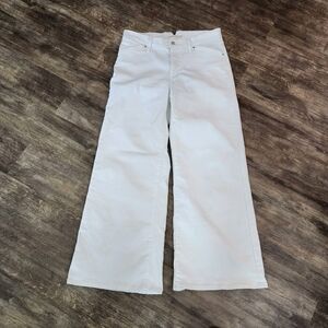 Levi Women's White Wide-Leg Jeans Shaping Size 32 Medium rise. NWOT